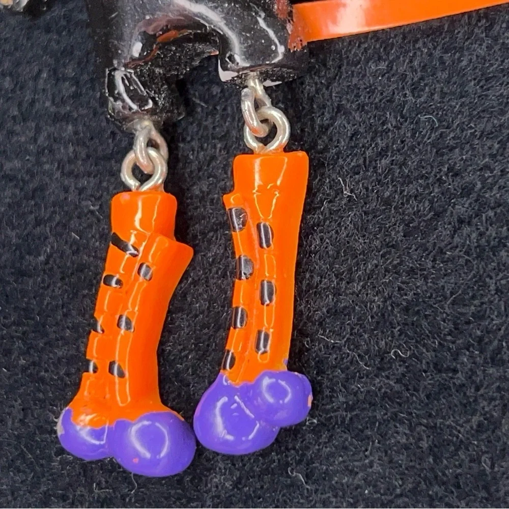 Vintage Set Of 4 Halloween 90s Era Hair Clips Orange Purple Ghost Witch Goth